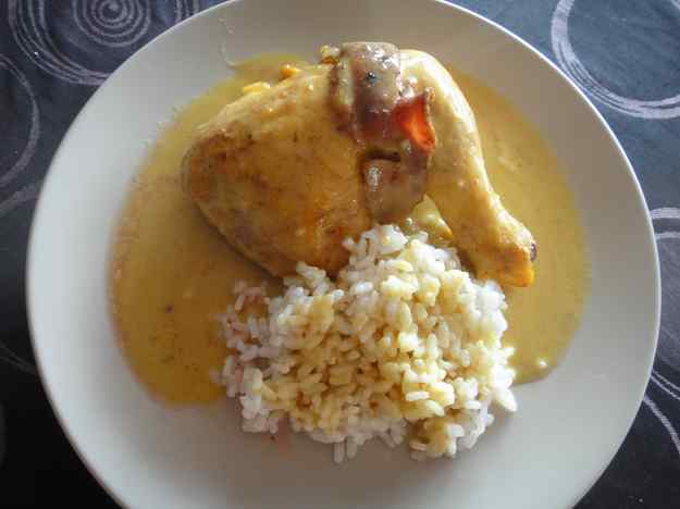 Pollastre amb salsa al curry (86/164)