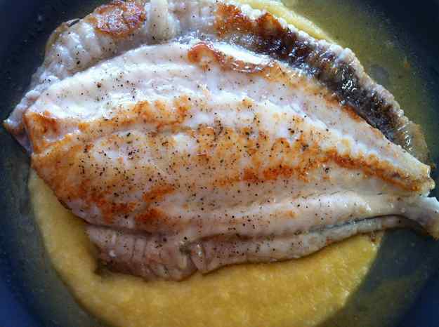 Filets de turbó amb “boreto” i polenta (49/135)