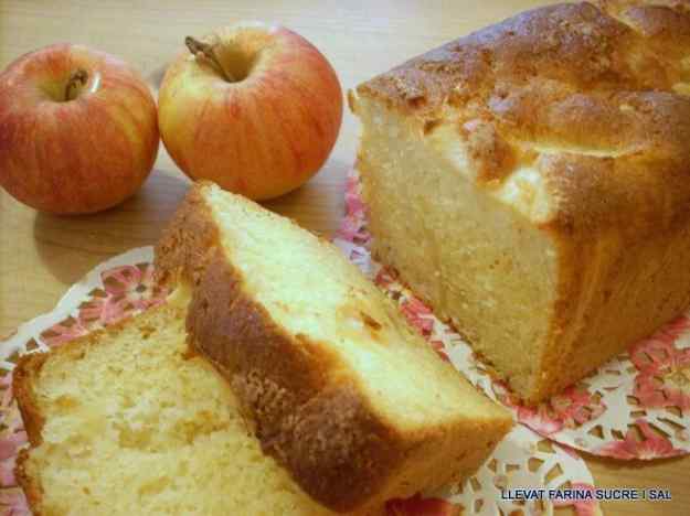 PLUM CAKE DE POMA SENSE GLUTEN