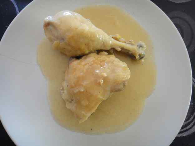 Pollastre guisat amb cervesa i cebes (99/164)