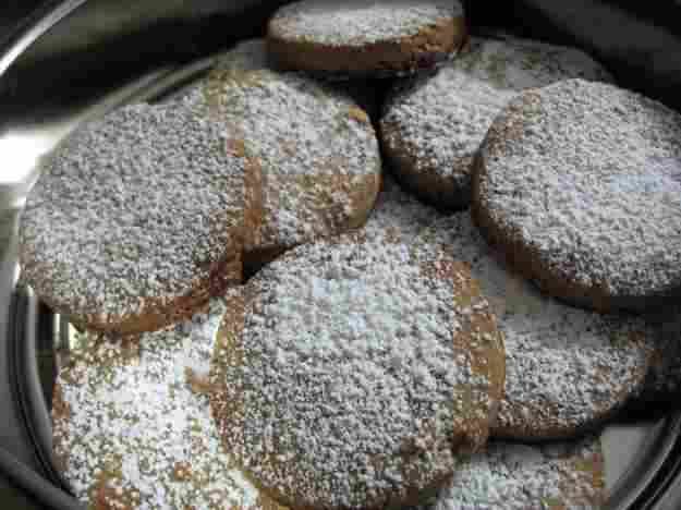 Polvorons d’avellana