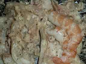 Carpaccio de peus de porc amb gambes 04