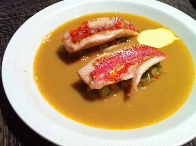 Molls amb verdures i sopa de peix de roca (51/135)