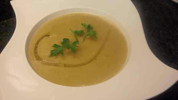 CREMA DE CARBASSA AMB LLENTIES VERMELLES