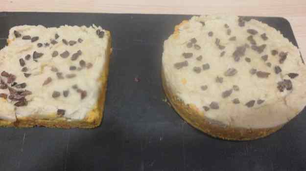 PASTIS DE PASTANAGA I COCO AMB CREMA D'ANACARDS