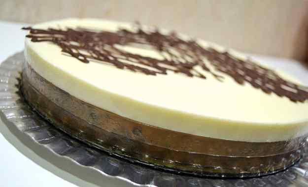 Pastís de tres xocolates