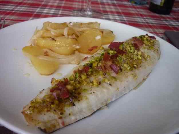 Rèmol amb cruixent de festucs i pernil