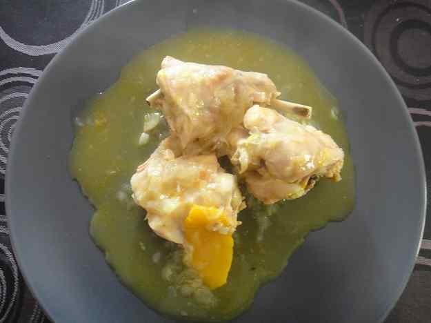 Conill amb taronja (111/164)