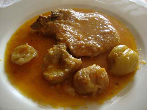 Costelles de porc amb castanyes