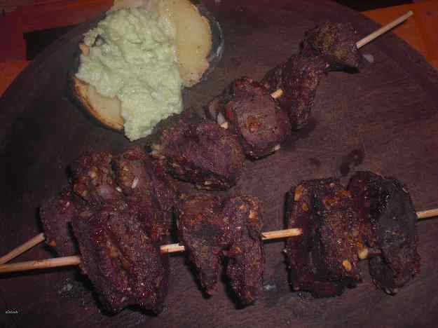 Anticuchos_Bolívia