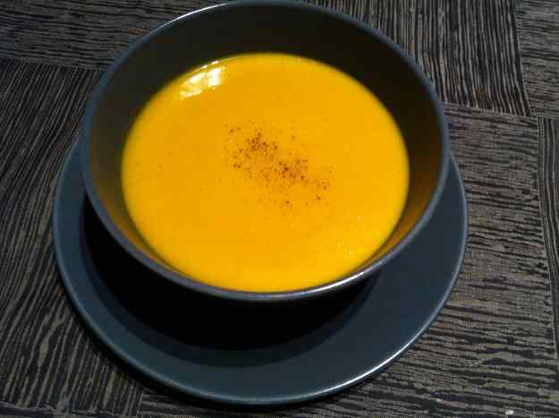 Crema de carbassa, pastanaga i formatge de cabra (Sopa Yeti, 39/88)