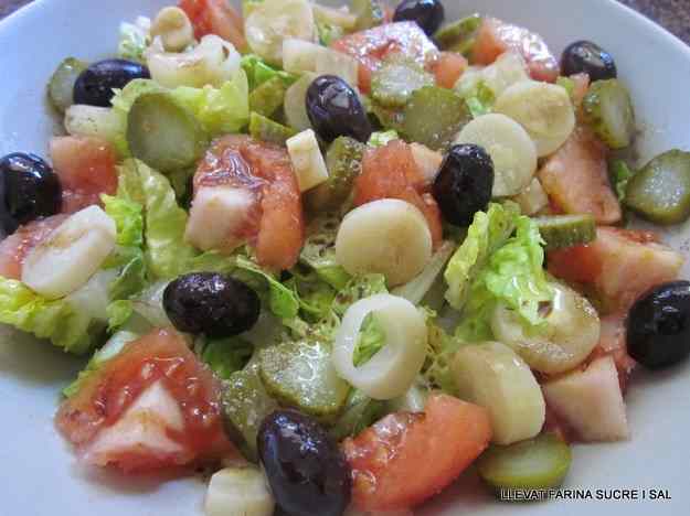 AMANIDA DE CABDELL,TOMÀQUET, COGOMBRE, PALMITO I OLIVES NEGRES