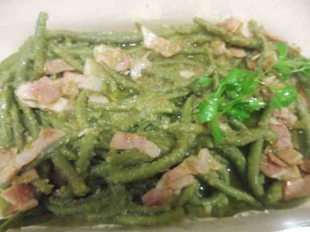 MONGETES VERDES OFEGADES AMB PEBROT VERT (THERMOMIX)