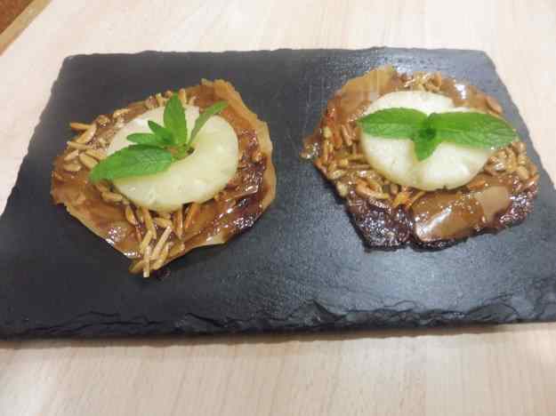 CRUIXENT DE PASTA FILO AMB PINYA