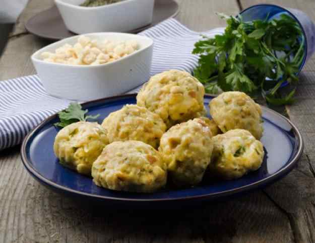 Gulasch de vedella amb Semmelknödel 02
