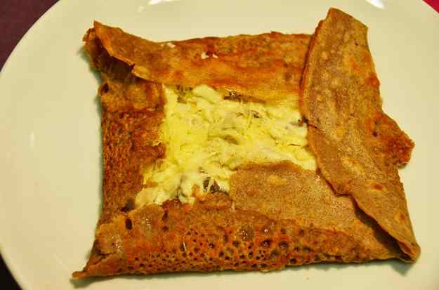 Galettes bretones (crêpes) de pollastre i xampinyons