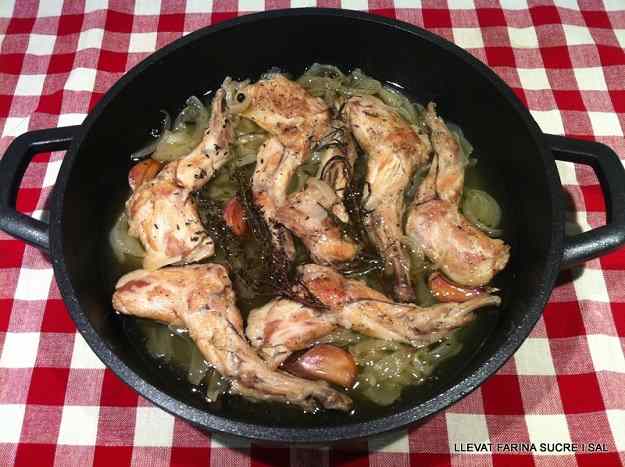 ESPATLLES DE CONILL A LA VINAGRETA