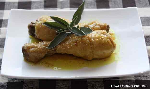 PERNILETS DE POLLASTRE AL CURRY